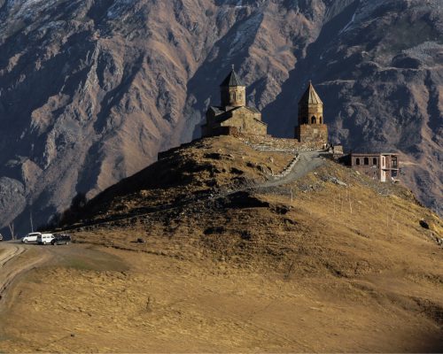 כנסייה על ראש ההר גאורגיה